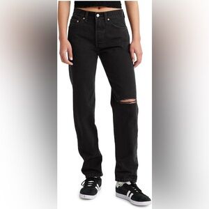 Levi’s Black Distressed Jeans – Women’s W27 | L26 | Raw Hem